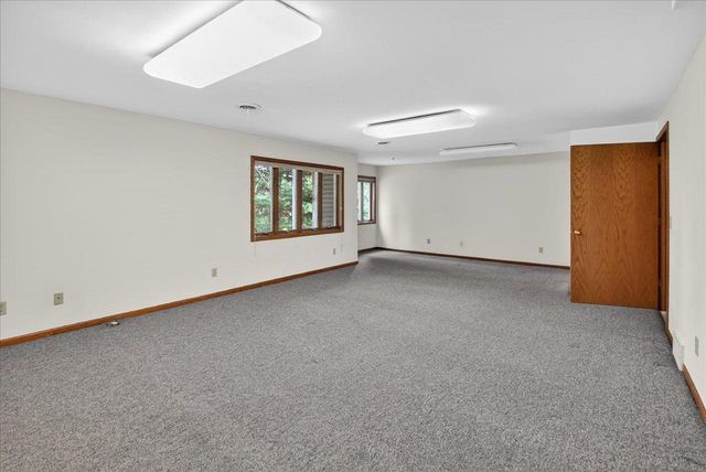 409 Netherwood Street, Oregon, WI 53575
