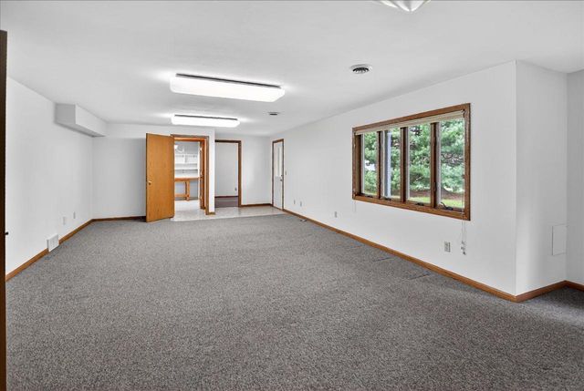 409 Netherwood Street, Oregon, WI 53575