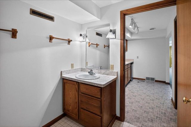 409 Netherwood Street, Oregon, WI 53575