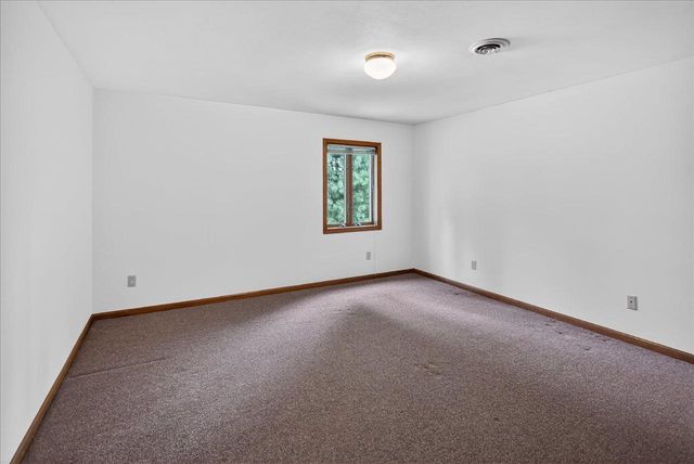 409 Netherwood Street, Oregon, WI 53575