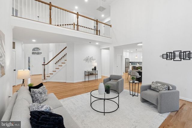 10871 PENINSULA CT, Manassas, VA 20111