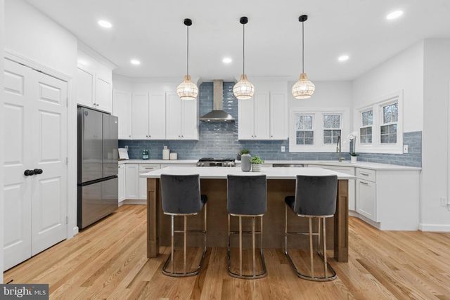 10871 PENINSULA CT, Manassas, VA 20111