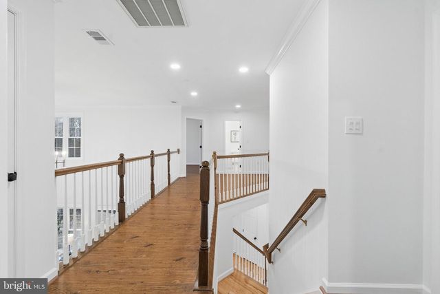 10871 PENINSULA CT, Manassas, VA 20111