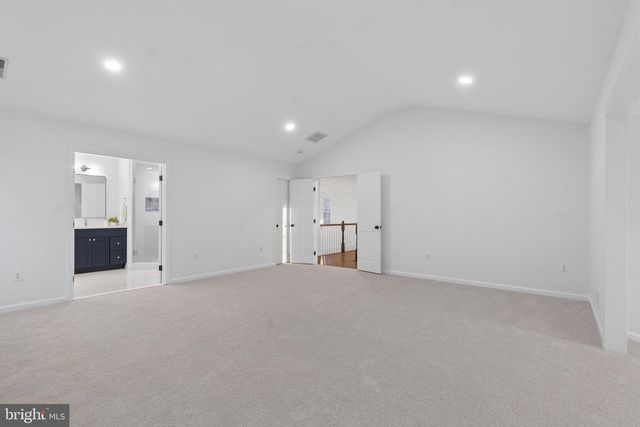 10871 PENINSULA CT, Manassas, VA 20111