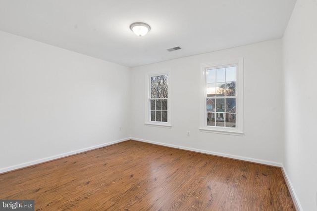 10871 PENINSULA CT, Manassas, VA 20111