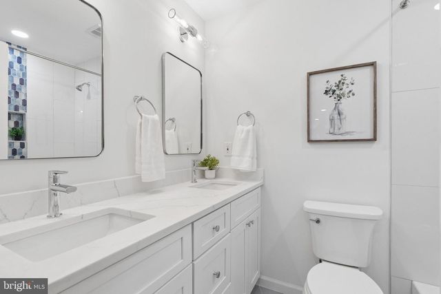 10871 PENINSULA CT, Manassas, VA 20111