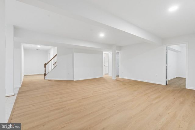 10871 PENINSULA CT, Manassas, VA 20111