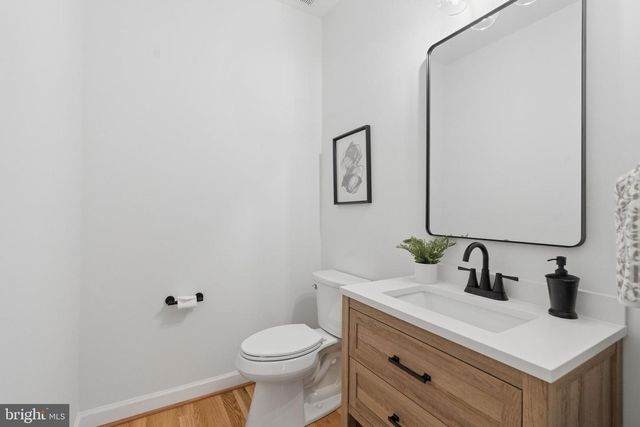 10871 PENINSULA CT, Manassas, VA 20111