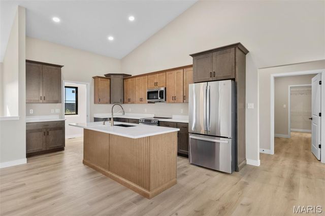 1239 Stono Mountain Drive, Farmington, MO 63640