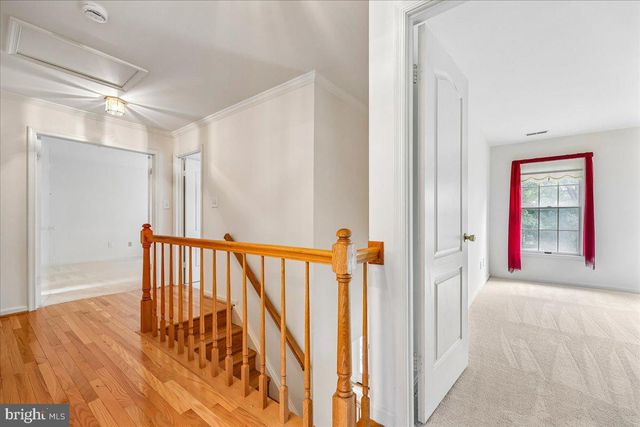 7341 CLIFF PINE DR, Gaithersburg, MD 20879