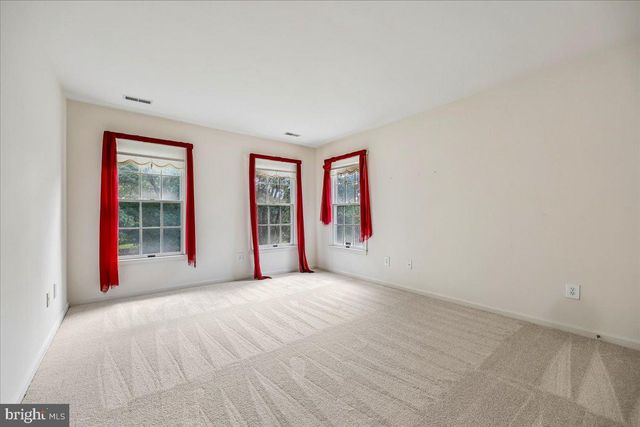 7341 CLIFF PINE DR, Gaithersburg, MD 20879