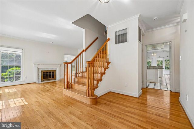 7341 CLIFF PINE DR, Gaithersburg, MD 20879