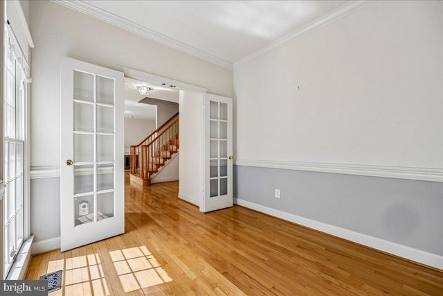 7341 CLIFF PINE DR, Gaithersburg, MD 20879
