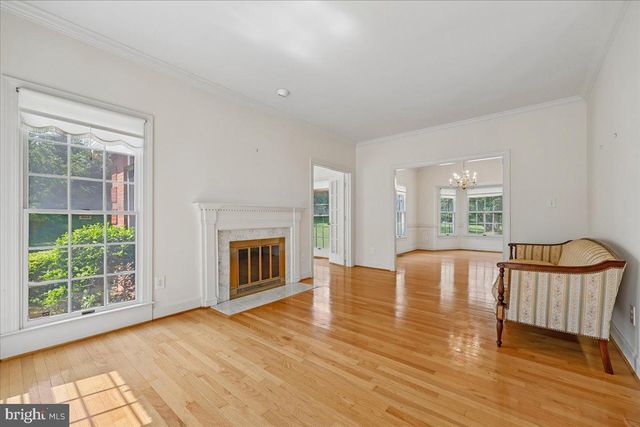 7341 CLIFF PINE DR, Gaithersburg, MD 20879
