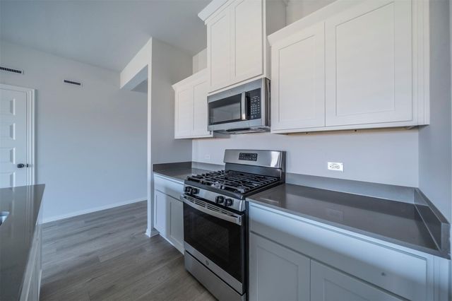516 Ridgewood Drive, Van Alstyne, TX 75495