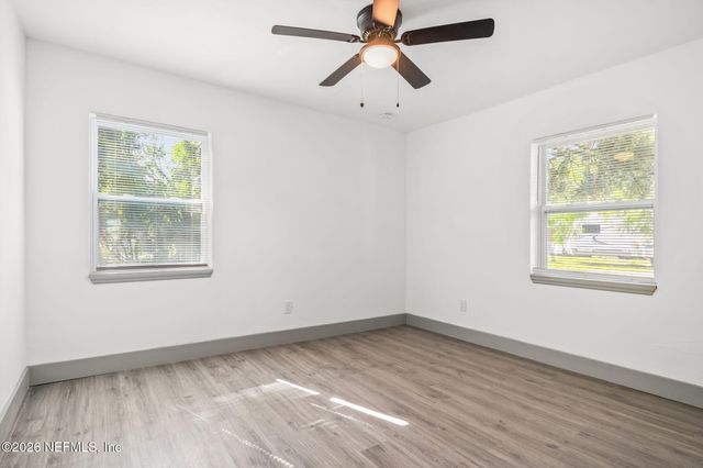 2341 LAKE LUCINA Drive, Jacksonville, FL 32211