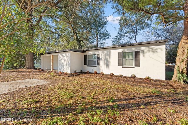 2341 LAKE LUCINA Drive, Jacksonville, FL 32211