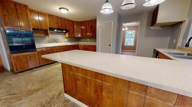 307 S Texas Street, Deridder, LA 70634