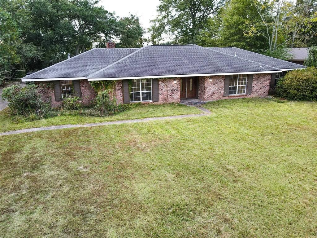 307 S Texas Street, Deridder, LA 70634