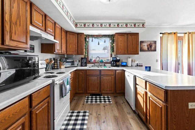 4510 Menasha AVENUE, Manitowoc, WI 54220