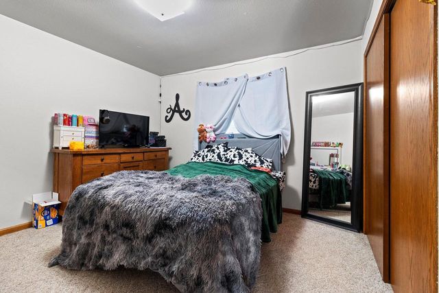 4510 Menasha AVENUE, Manitowoc, WI 54220