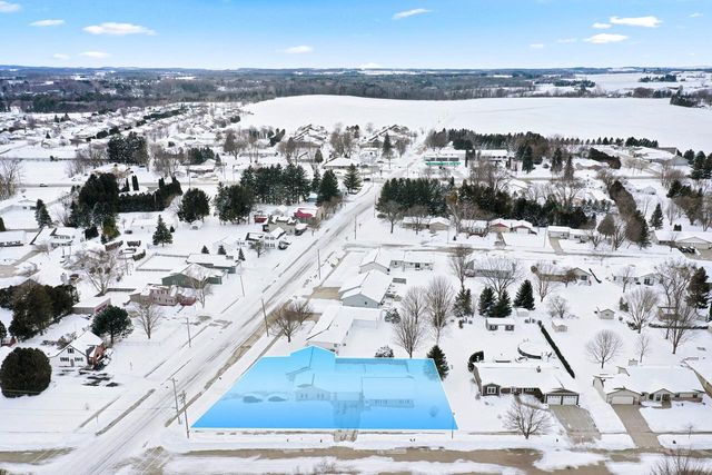 4510 Menasha AVENUE, Manitowoc, WI 54220