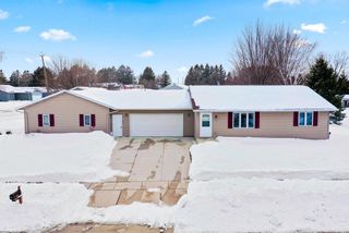 4510 Menasha AVENUE, Manitowoc, WI 54220