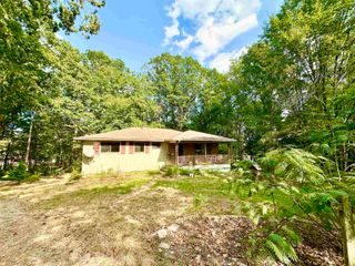53 CRABTREE RD, Selmer, TN 38375
