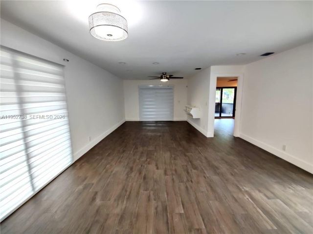 5201 SW 31st Ave 102, Dania Beach, FL 33312