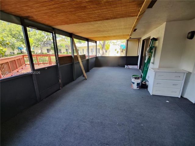 5201 SW 31st Ave 102, Dania Beach, FL 33312