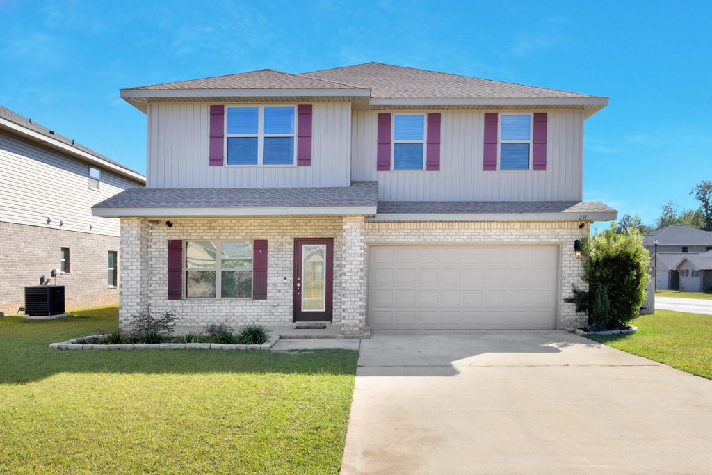 231 Baycliff Drive, Crestview, FL 32536