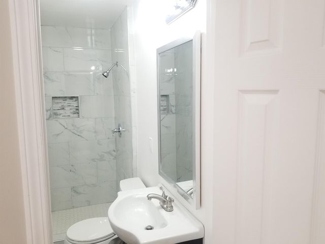 2467 Calvin Avenue, East Point, GA 30344