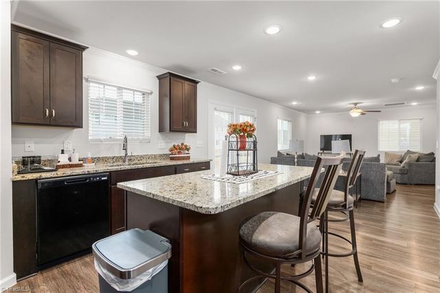 3907 Arcola Way, Greensboro, NC 27405