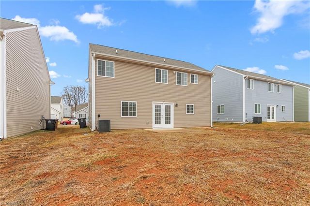 3907 Arcola Way, Greensboro, NC 27405