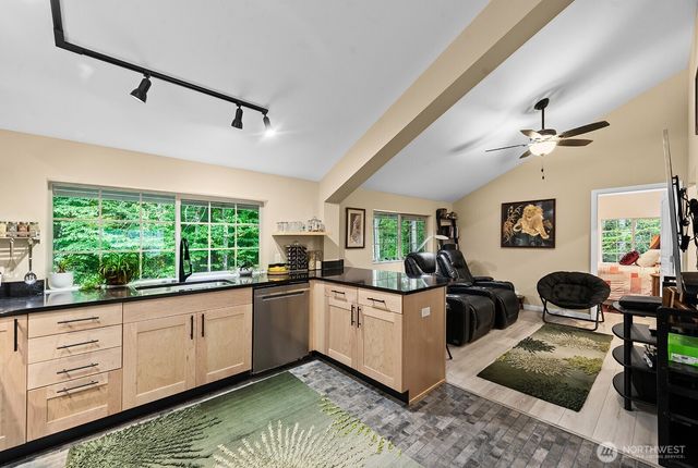 517 NW Old Orchard Way, Poulsbo, WA 98370