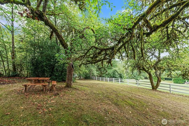 517 NW Old Orchard Way, Poulsbo, WA 98370