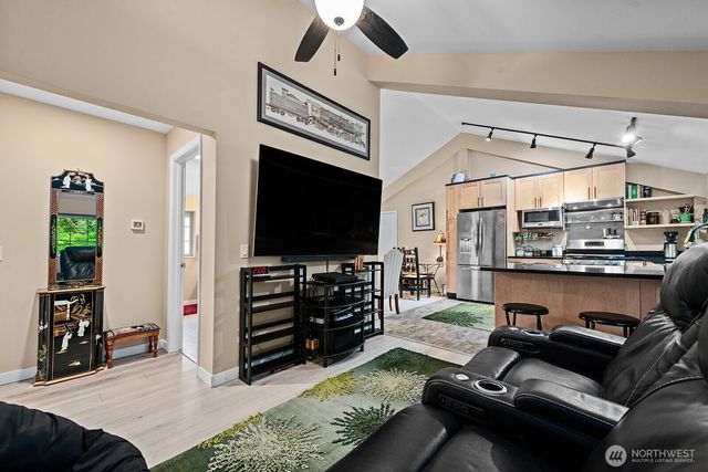 517 NW Old Orchard Way, Poulsbo, WA 98370