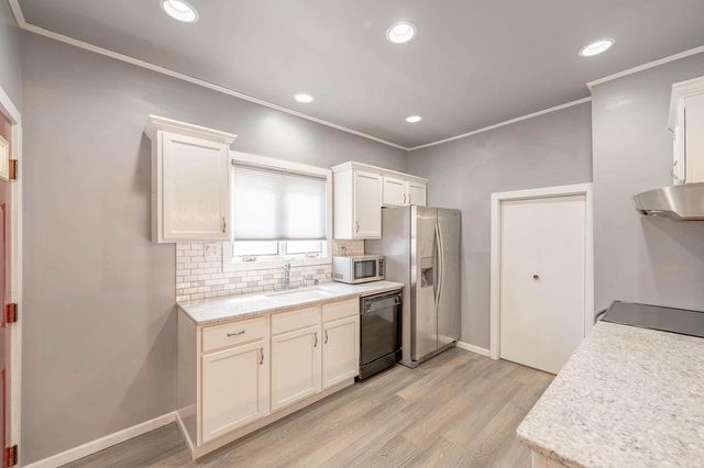 408 W Main STREET, Plymouth, WI 53073