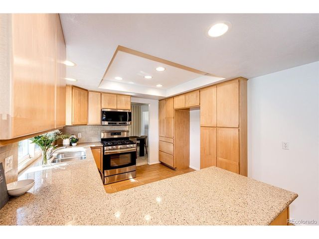 6360 S Jasmine Way, Centennial, CO 80111