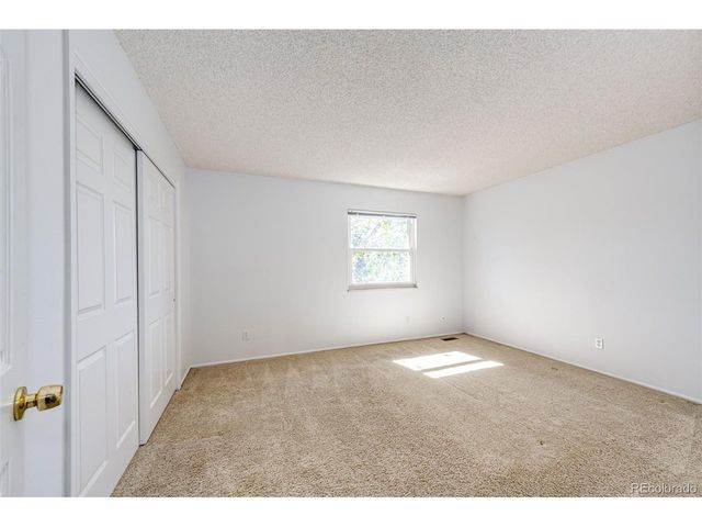 6360 S Jasmine Way, Centennial, CO 80111