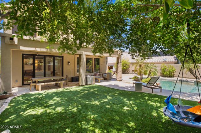 15609 S 7TH Street, Phoenix, AZ 85048