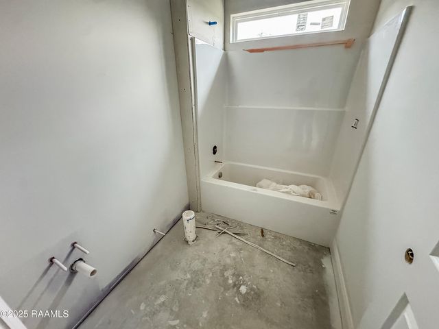 103 Berchman Oaks Drive, Lafayette, LA 70506