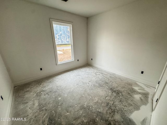 103 Berchman Oaks Drive, Lafayette, LA 70506