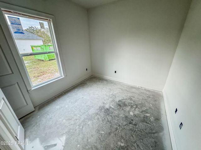 103 Berchman Oaks Drive, Lafayette, LA 70506