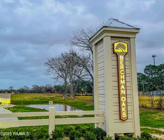103 Berchman Oaks Drive, Lafayette, LA 70506
