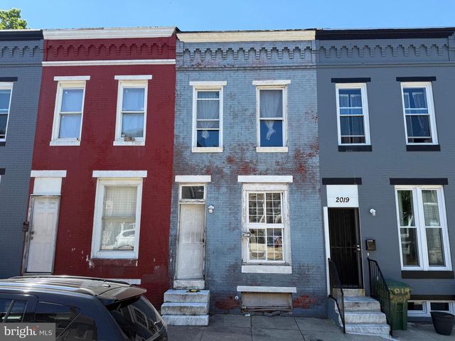 2017 HOLLINS ST, Baltimore, MD 21223
