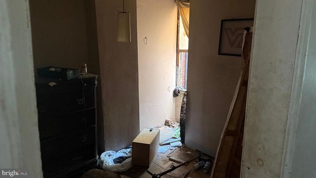 2017 HOLLINS ST, Baltimore, MD 21223