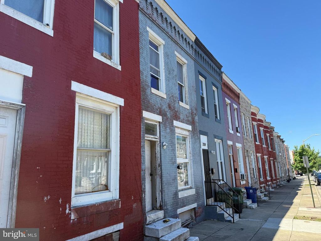 2017 HOLLINS ST, Baltimore, MD 21223