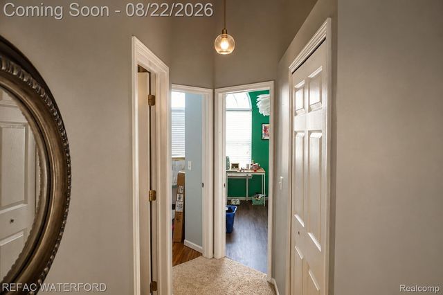 6473 Lake Meadow Drive, Waterford Charter Township, MI 48327
