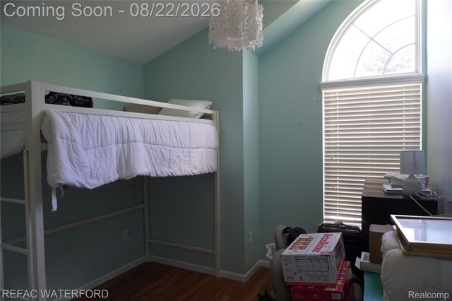 6473 Lake Meadow Drive, Waterford Charter Township, MI 48327